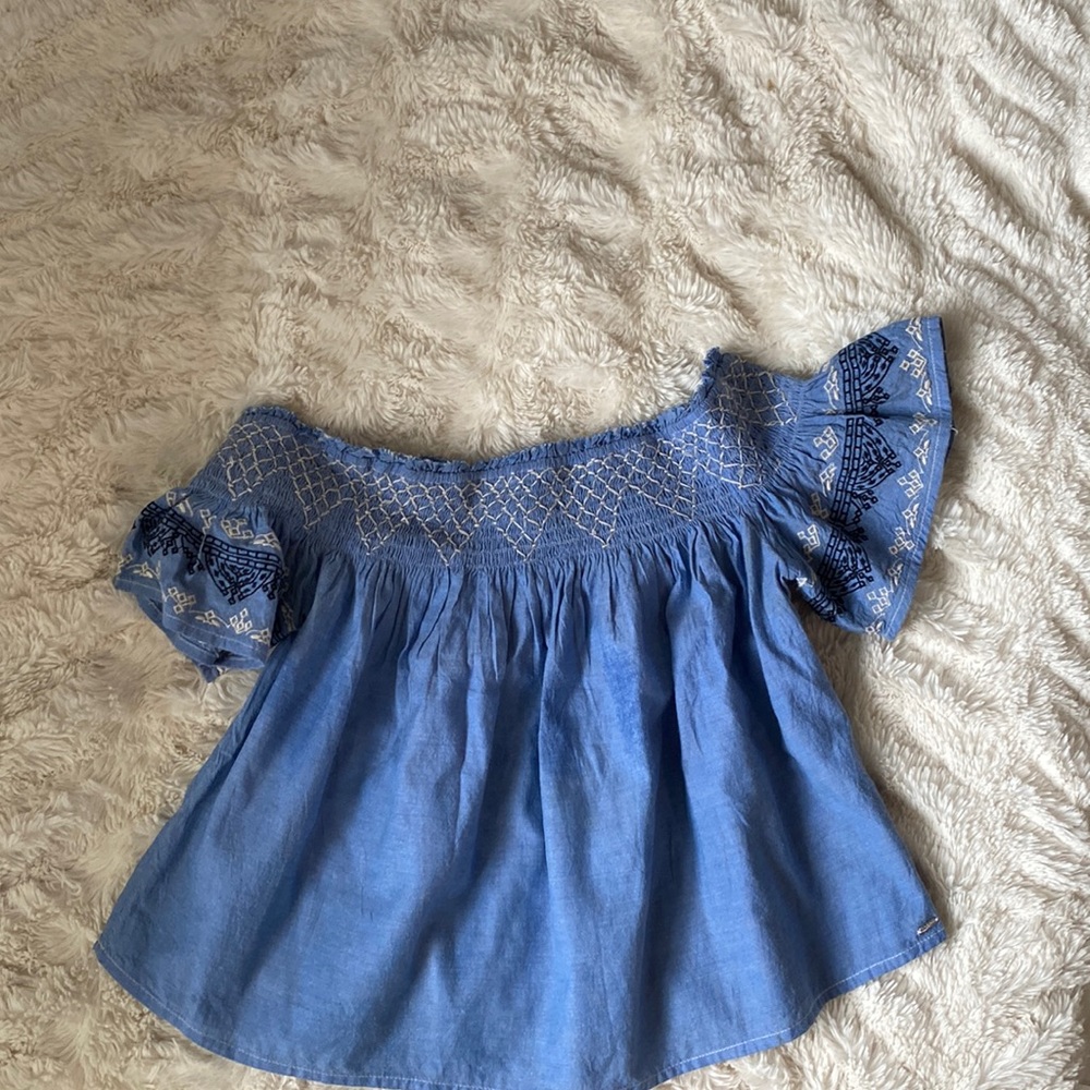 Billabong Ripcurl cropped off the shoulder top